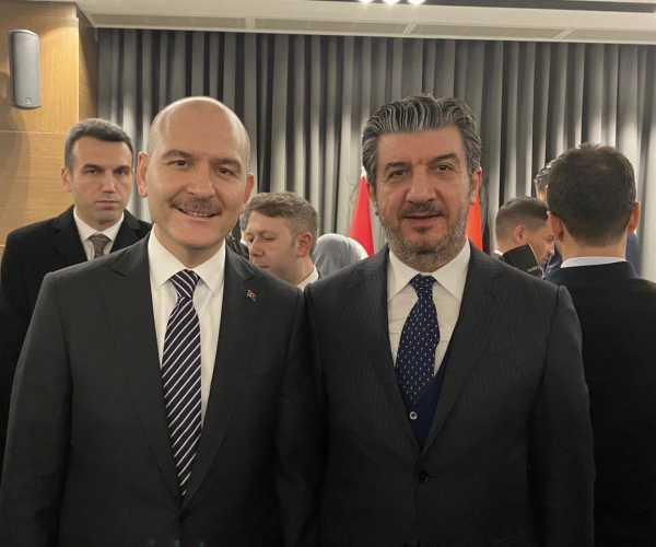 <p>Libya’nın Ankara Büyükelçisi Sn.Abdurrazaq Mukhtar Abdulgader’in Dünkü Veda Resepsiyonuna<br />
İçişleri Bakanımız Sn.Süleyman Soylu ve<br />
TULİB Kurucu Başkanı Sn.Murtaza Karanfil de katıldılar.</p>
